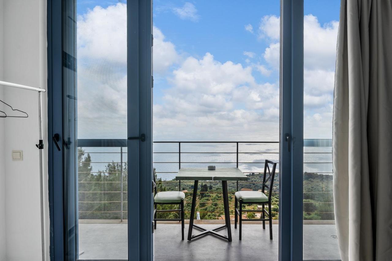 Serenity Boutique Suites Атаніон Екстер'єр фото