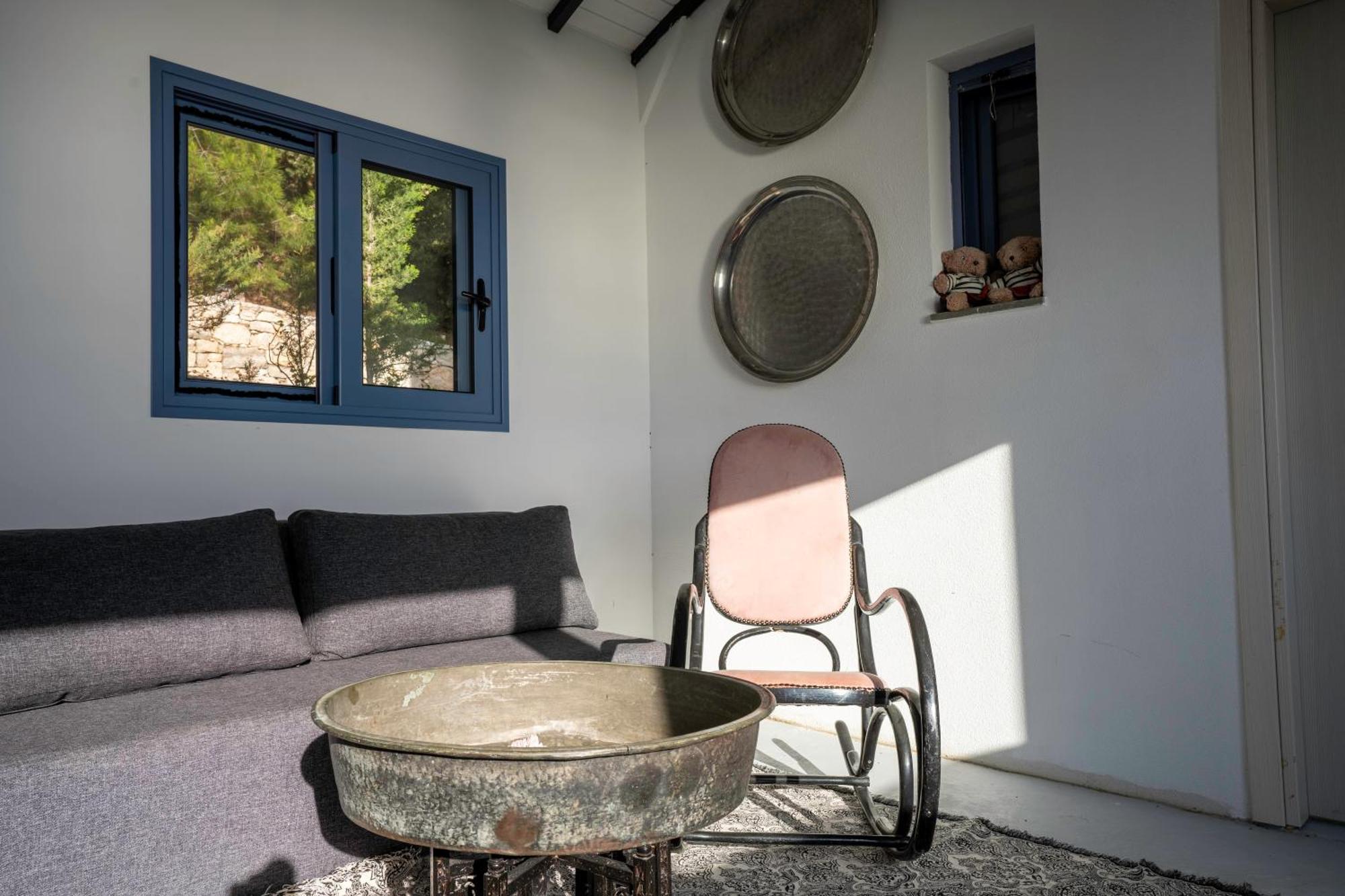 Serenity Boutique Suites Атаніон Екстер'єр фото