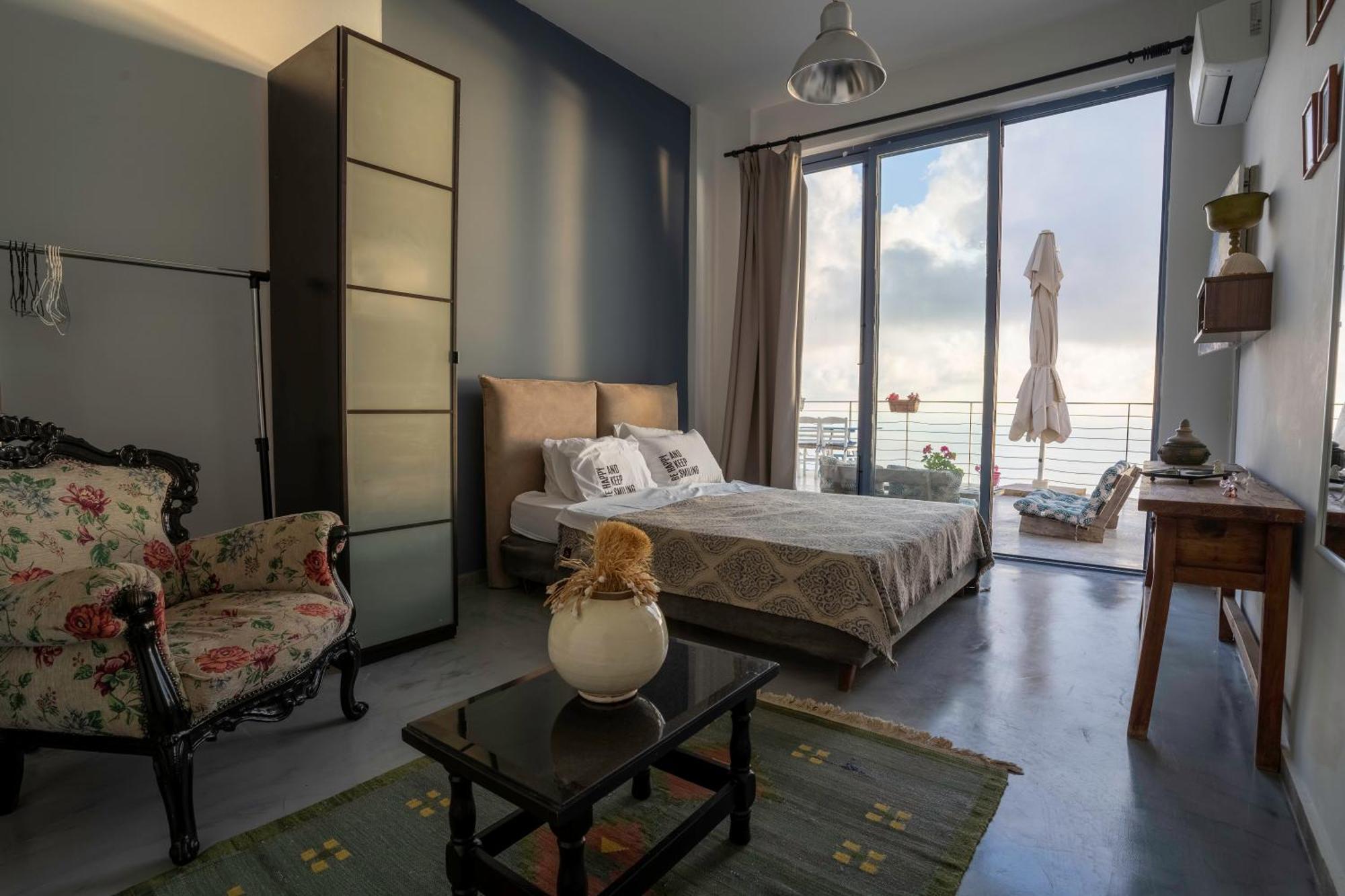 Serenity Boutique Suites Атаніон Екстер'єр фото