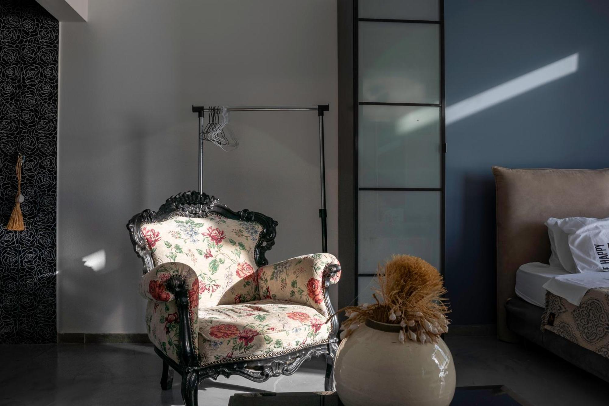 Serenity Boutique Suites Атаніон Екстер'єр фото