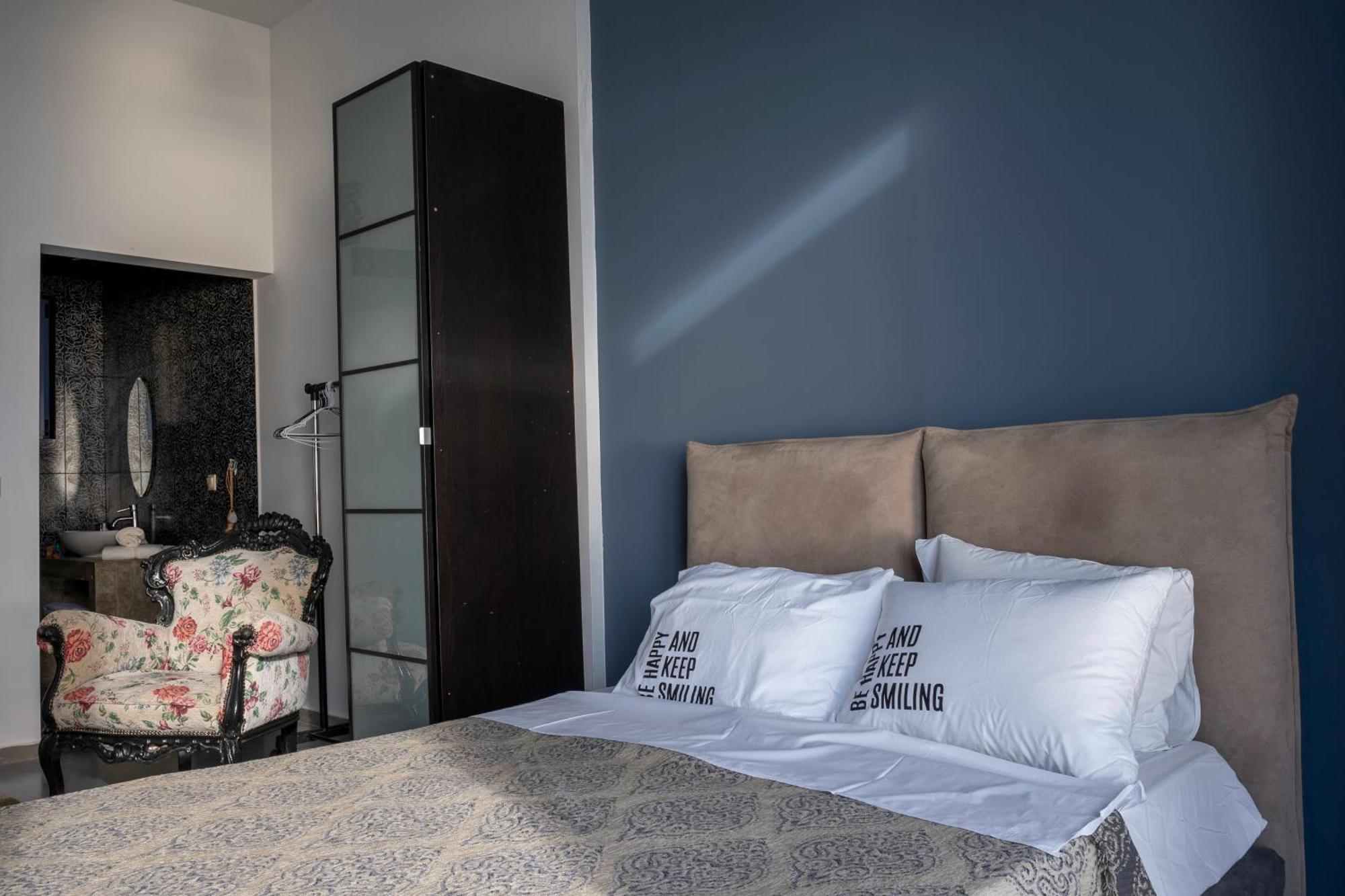 Serenity Boutique Suites Атаніон Екстер'єр фото