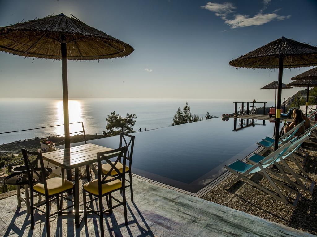 Serenity Boutique Suites Атаніон Екстер'єр фото